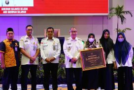 Dinas Dukcapil Parepare Raih Penghargaan Dari Pemerintah Provinsi Sulawesi Selatan